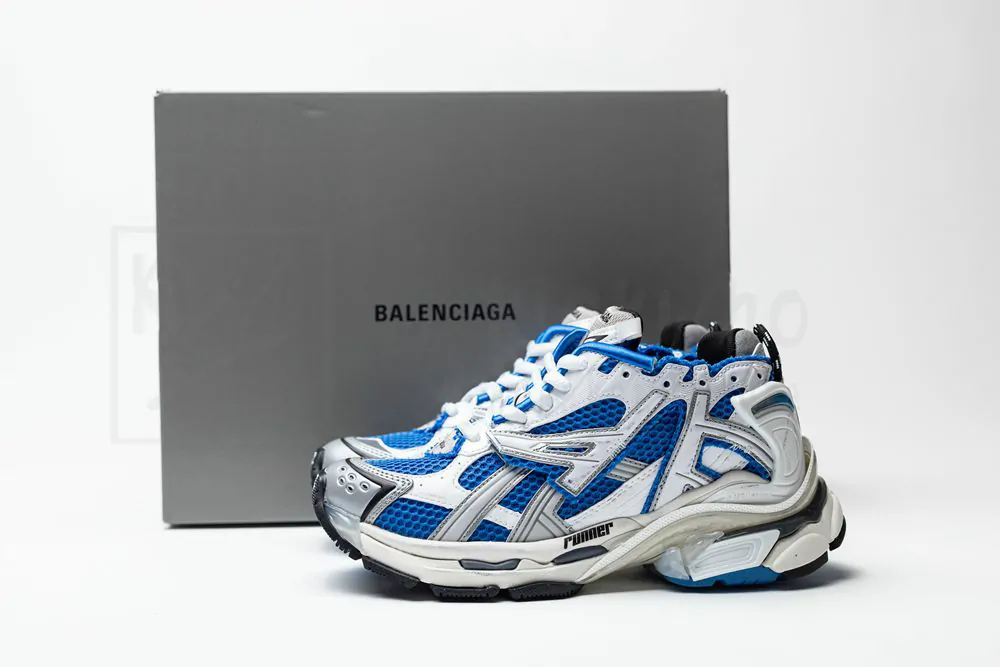 balenciaga runner blue white