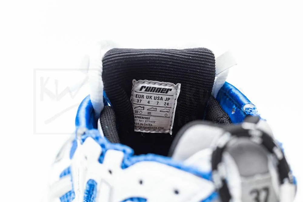 balenciaga runner blue white