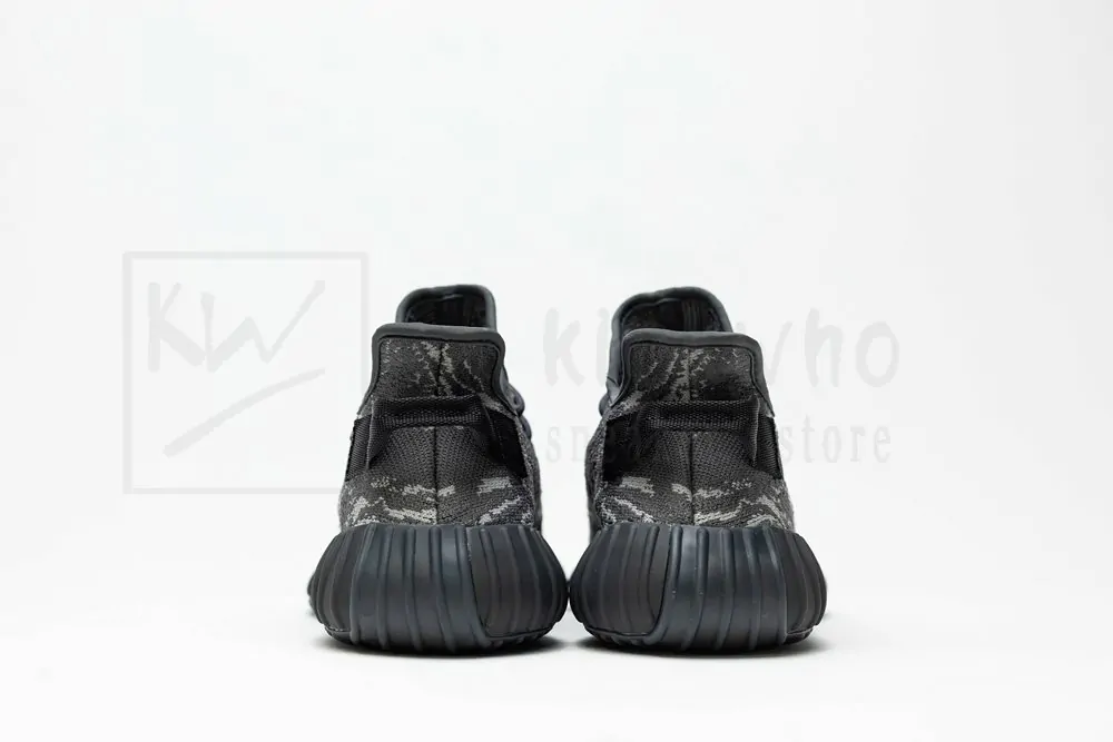 yeezy 350 v2 dark salt id4811