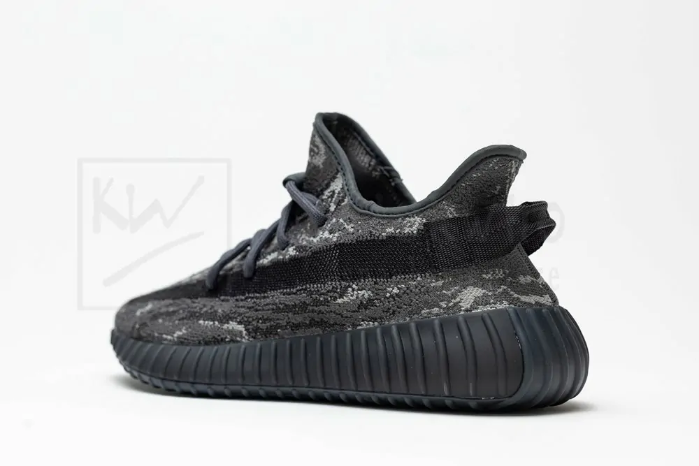 yeezy 350 v2 dark salt id4811