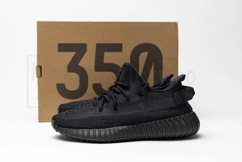 ad*s yeezy boost 350 v2 onyx godkiller