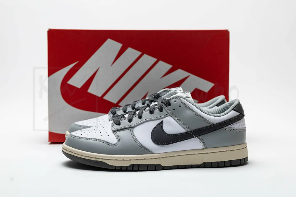 godkiller wmns dunk low 