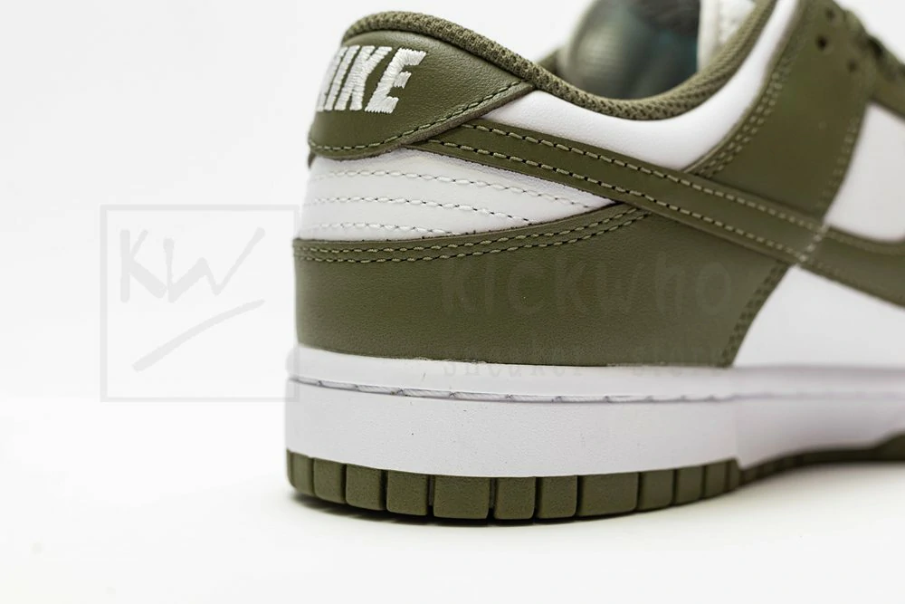 godkiller wmns dunk low 