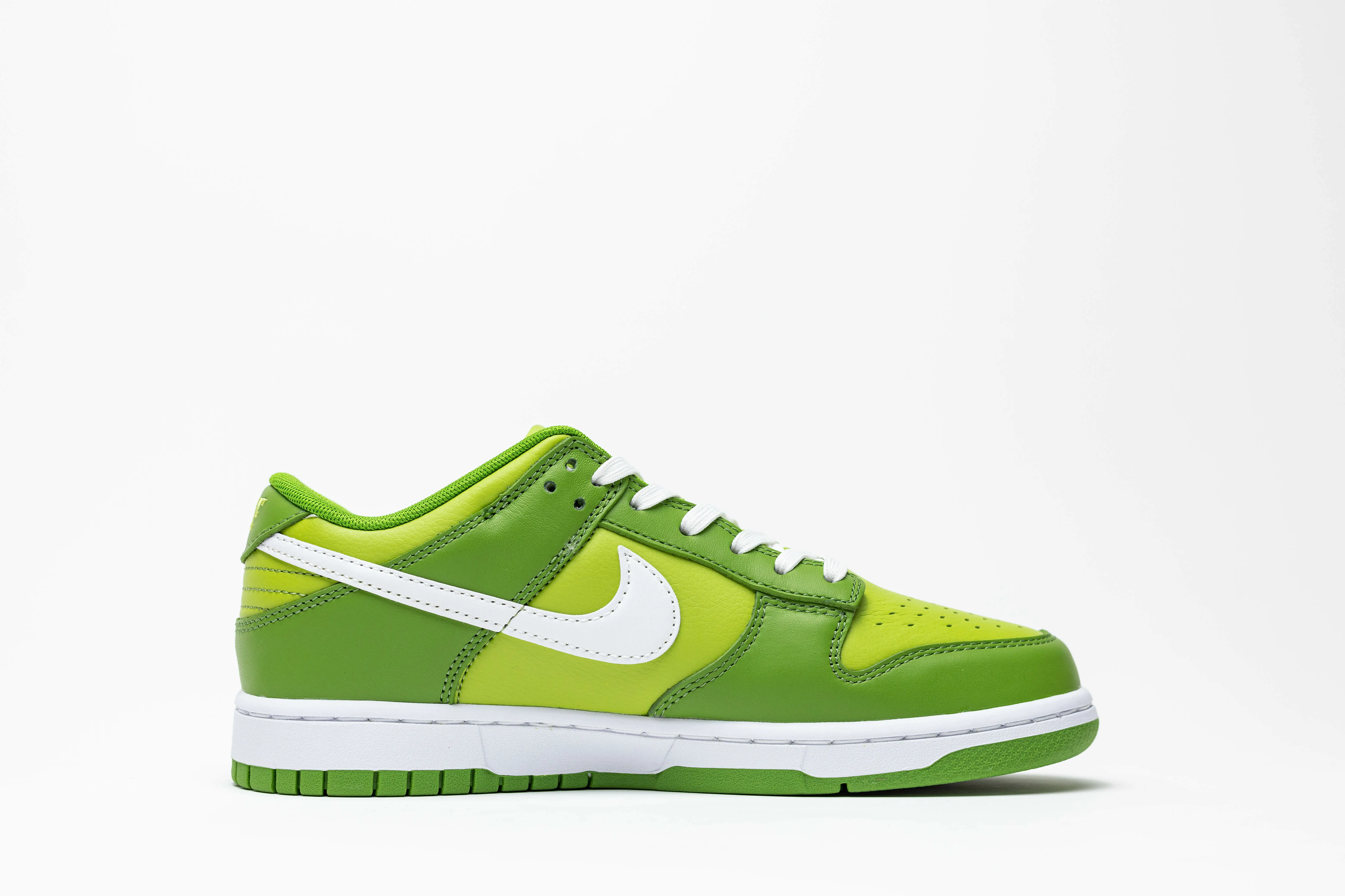 dunk low chlorophyll