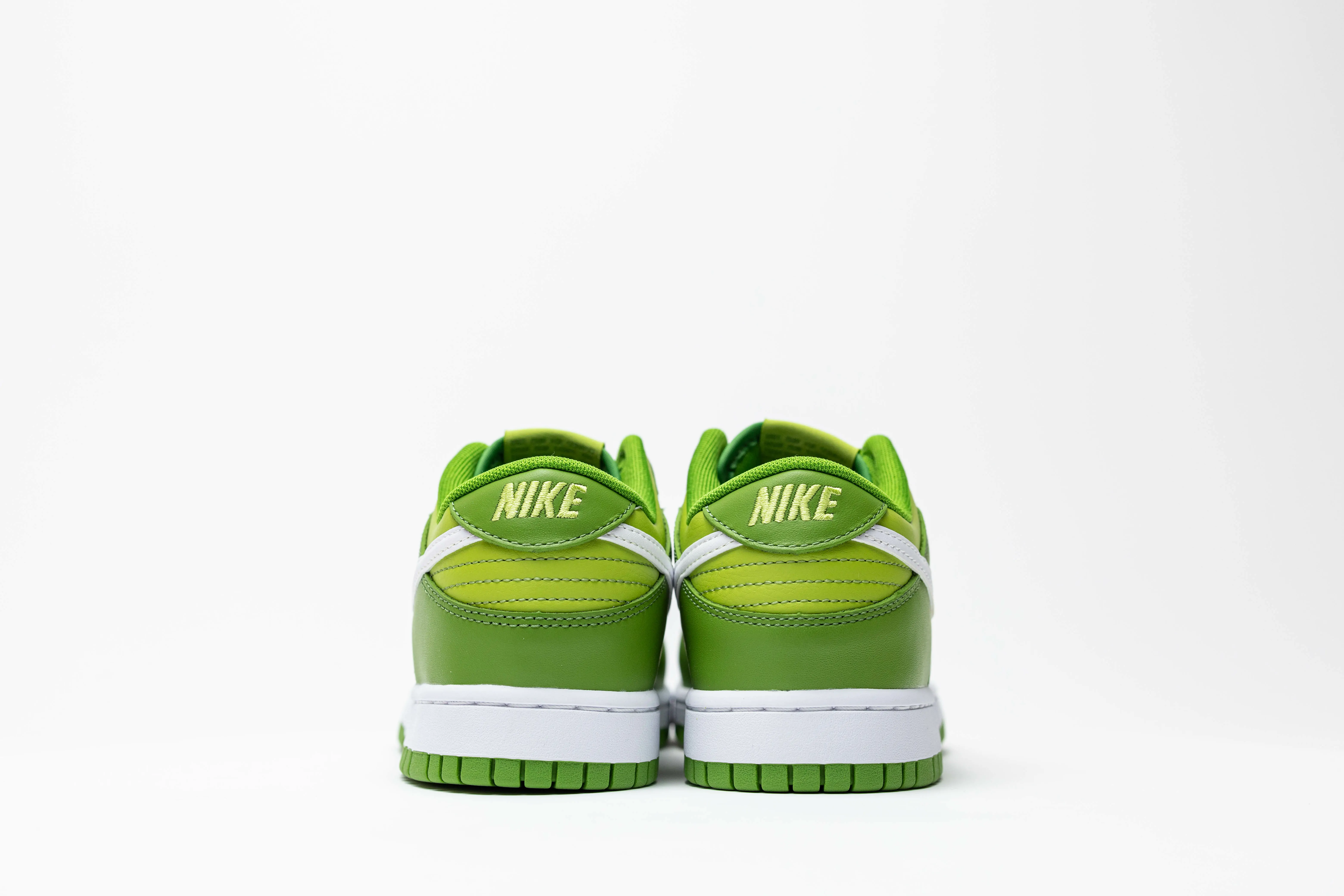 dunk low chlorophyll