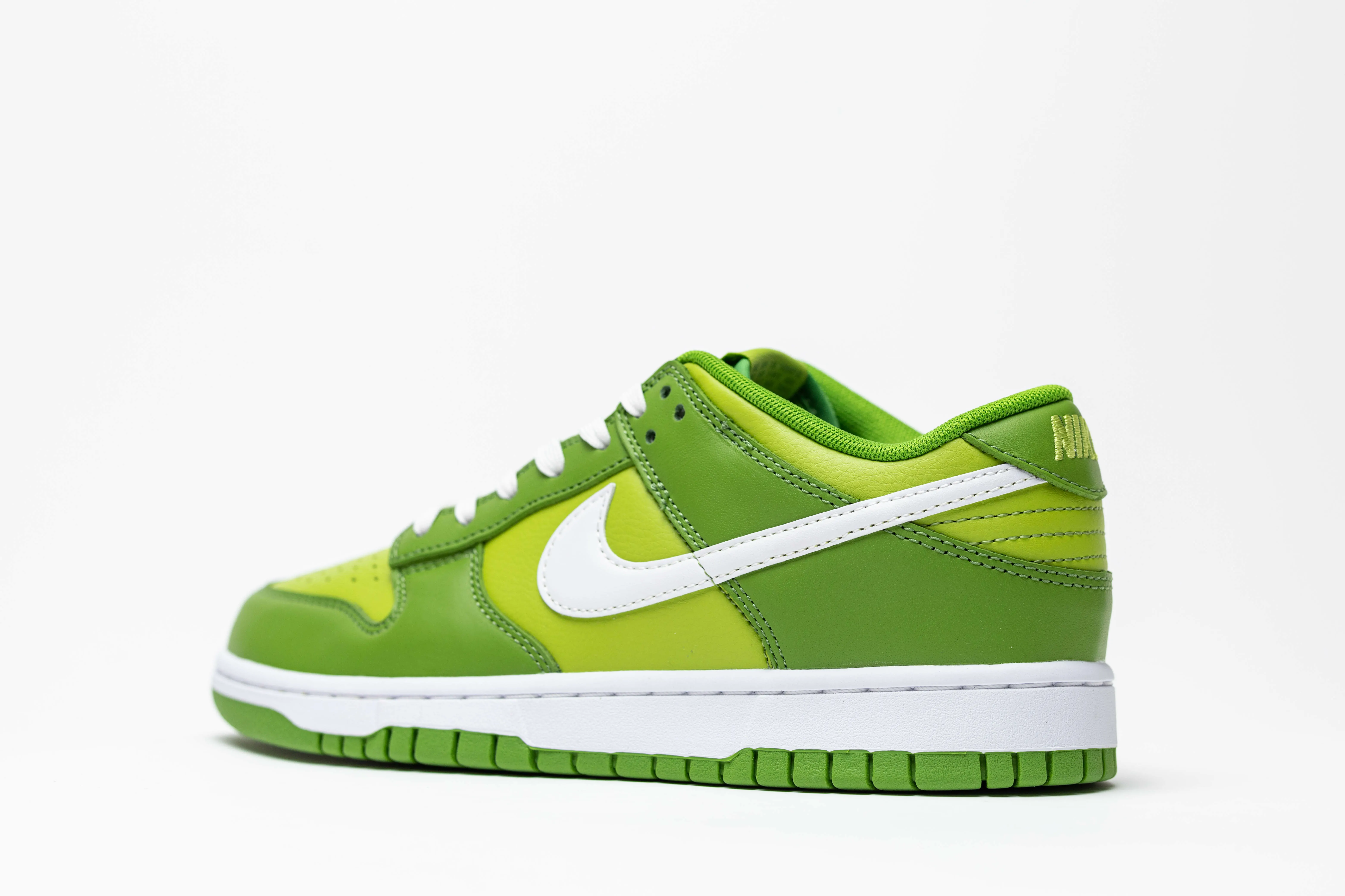 dunk low chlorophyll