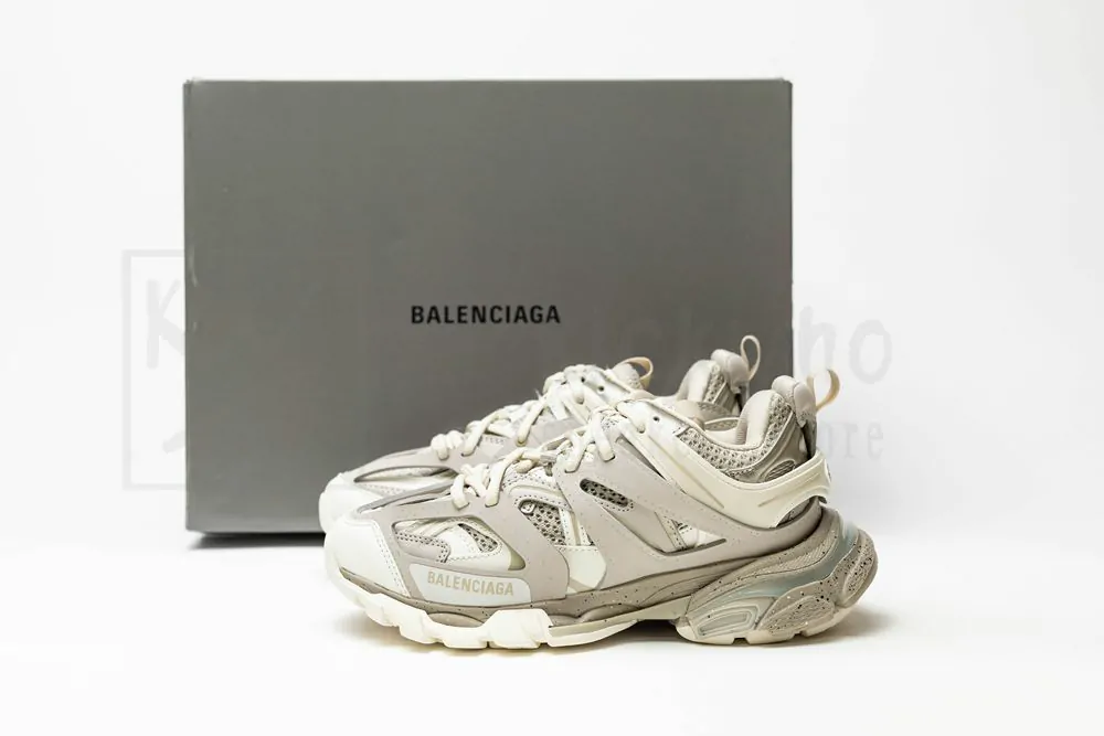 balenciaga track sneaker 