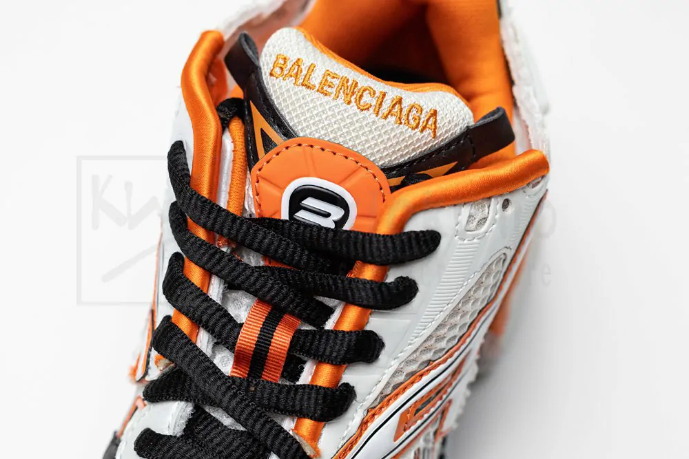 balenciaga runner orange