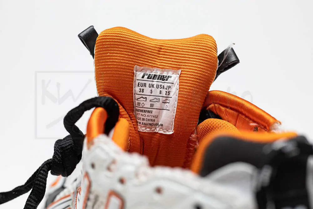 balenciaga runner orange