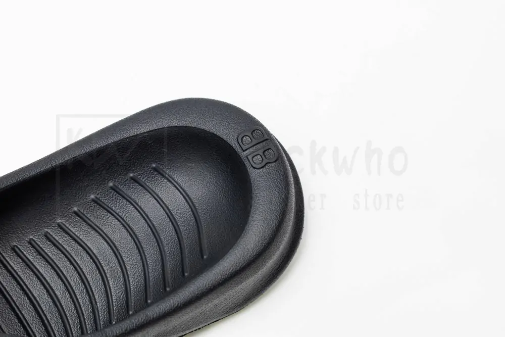 balenciaga mold slide sandal black