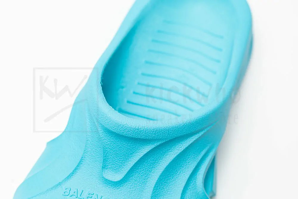 balenciaga mold slide sandal blue