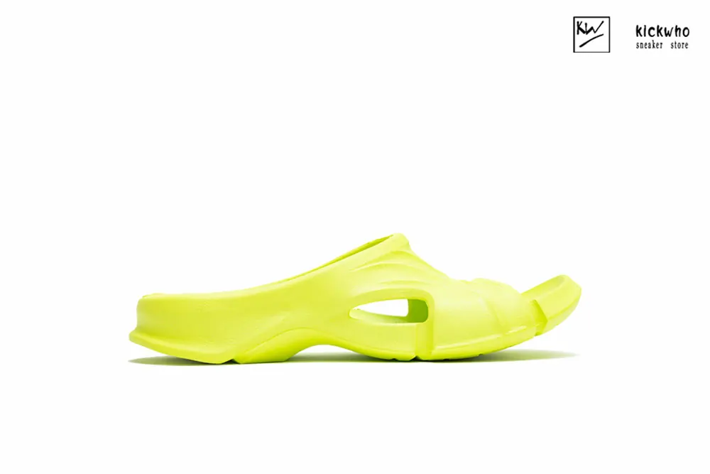 balenciaga mold slide sandal fluorescent green