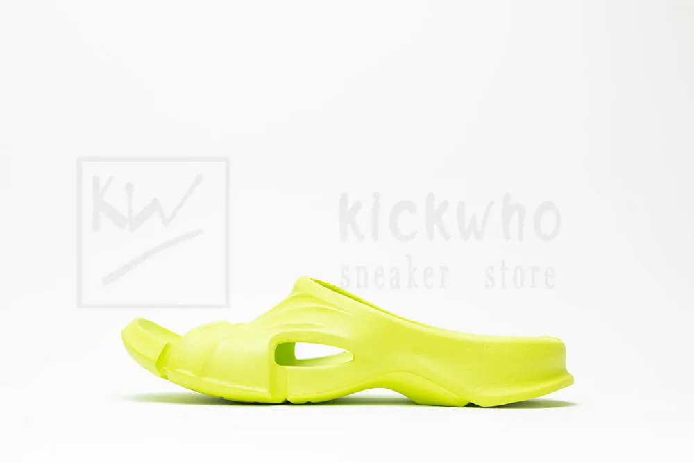 balenciaga mold slide sandal fluorescent green