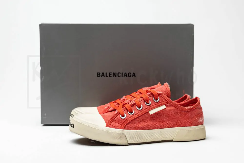 balenciaga paris low sneaker in red