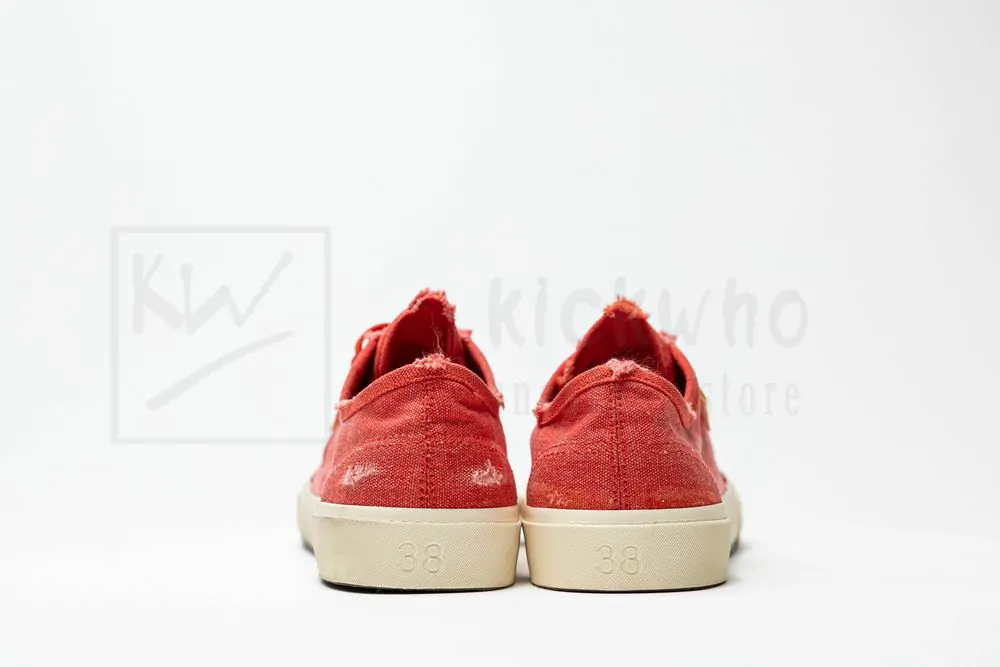 balenciaga paris low sneaker in red