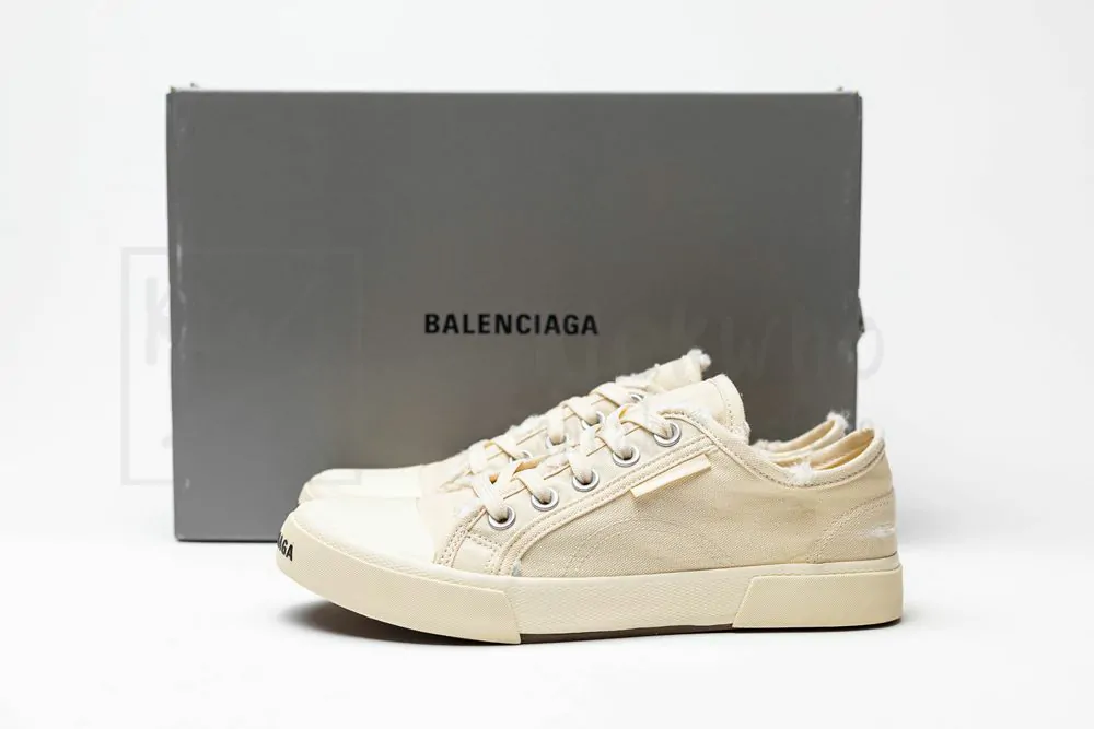 balenciaga paris low sneaker in white