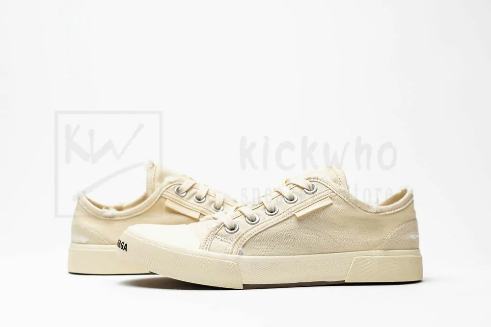 balenciaga paris low sneaker in white