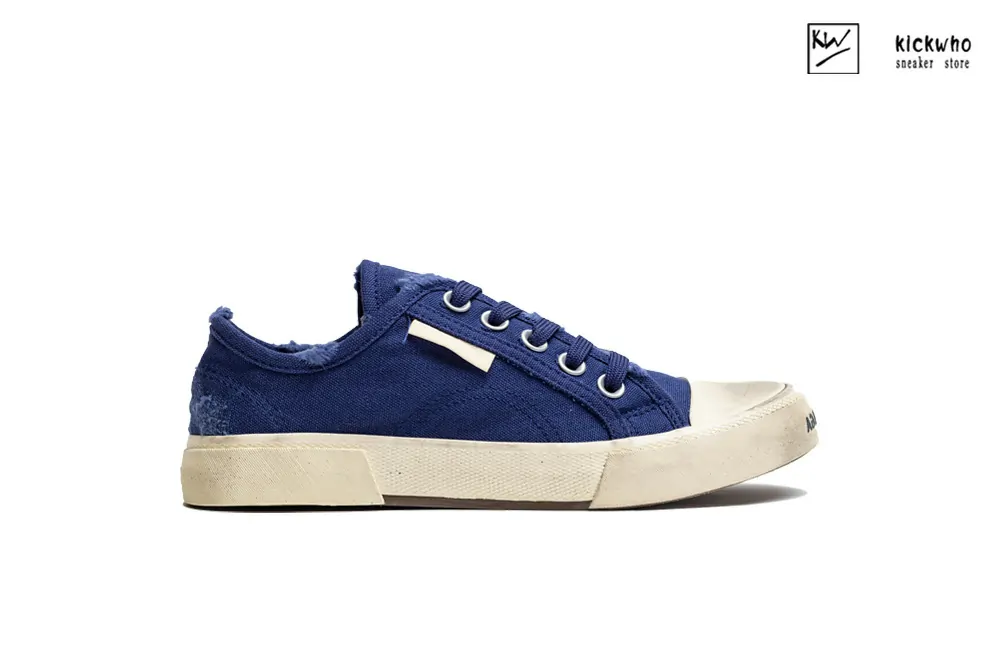 balenciaga paris low sneaker in blue