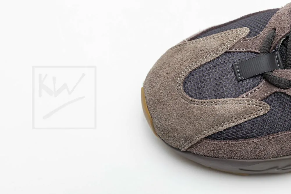 Ad*s yeezy 700 runner mauve sale version