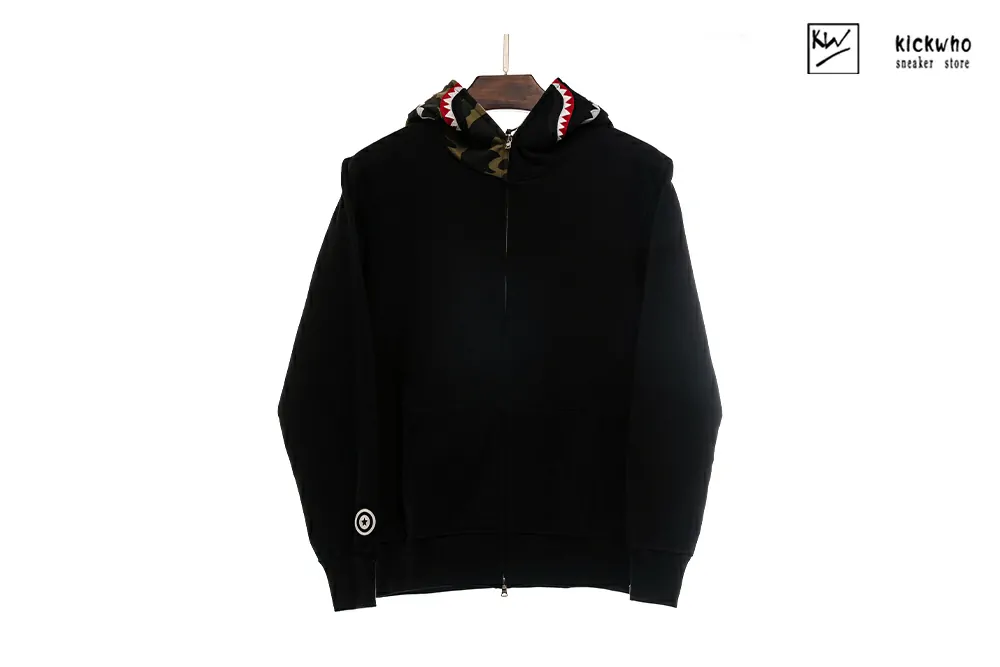 bape black zip hoodie(camo/black)