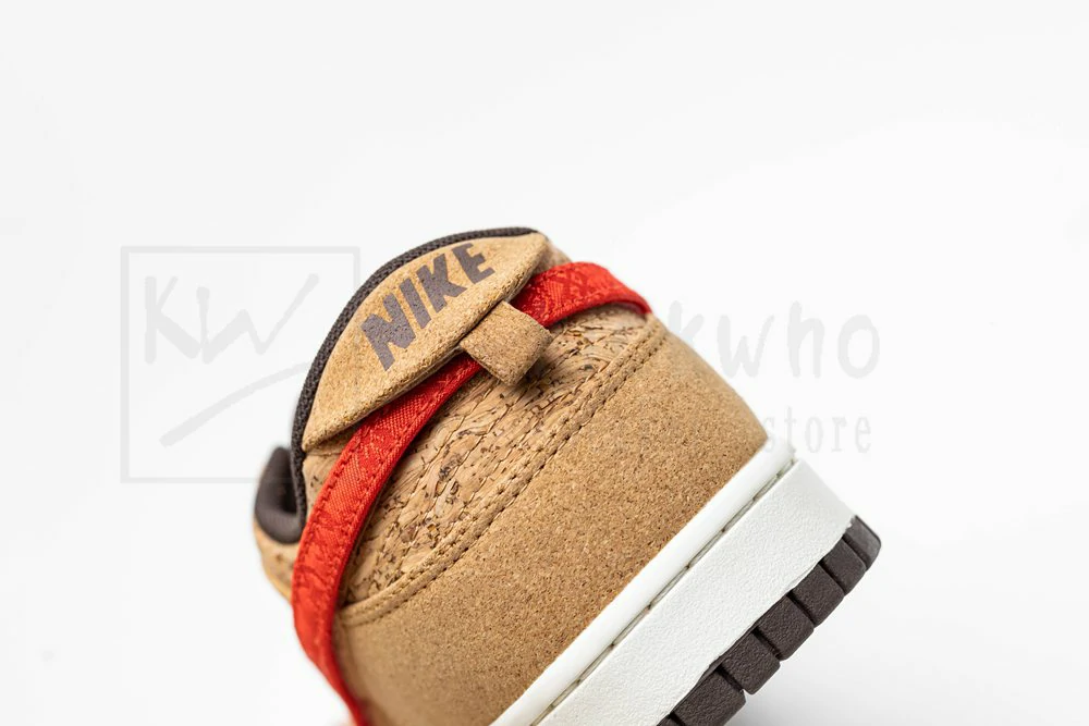 clot x dunk low sp cork