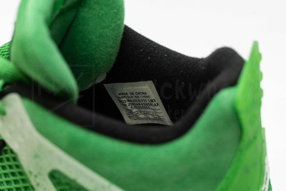 jordan 4 retro wahlburgers