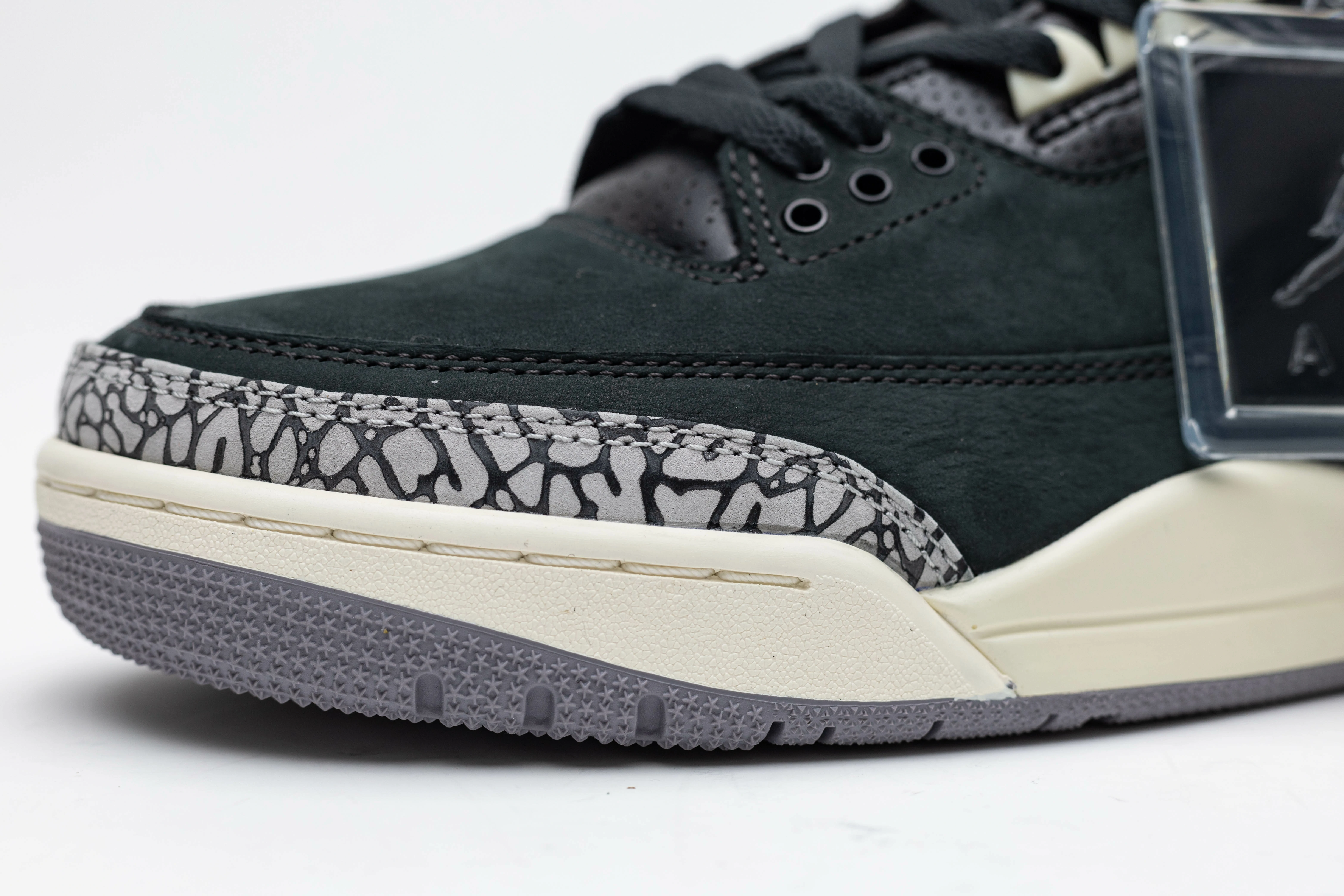 wmns air jordan 3 retro off noir