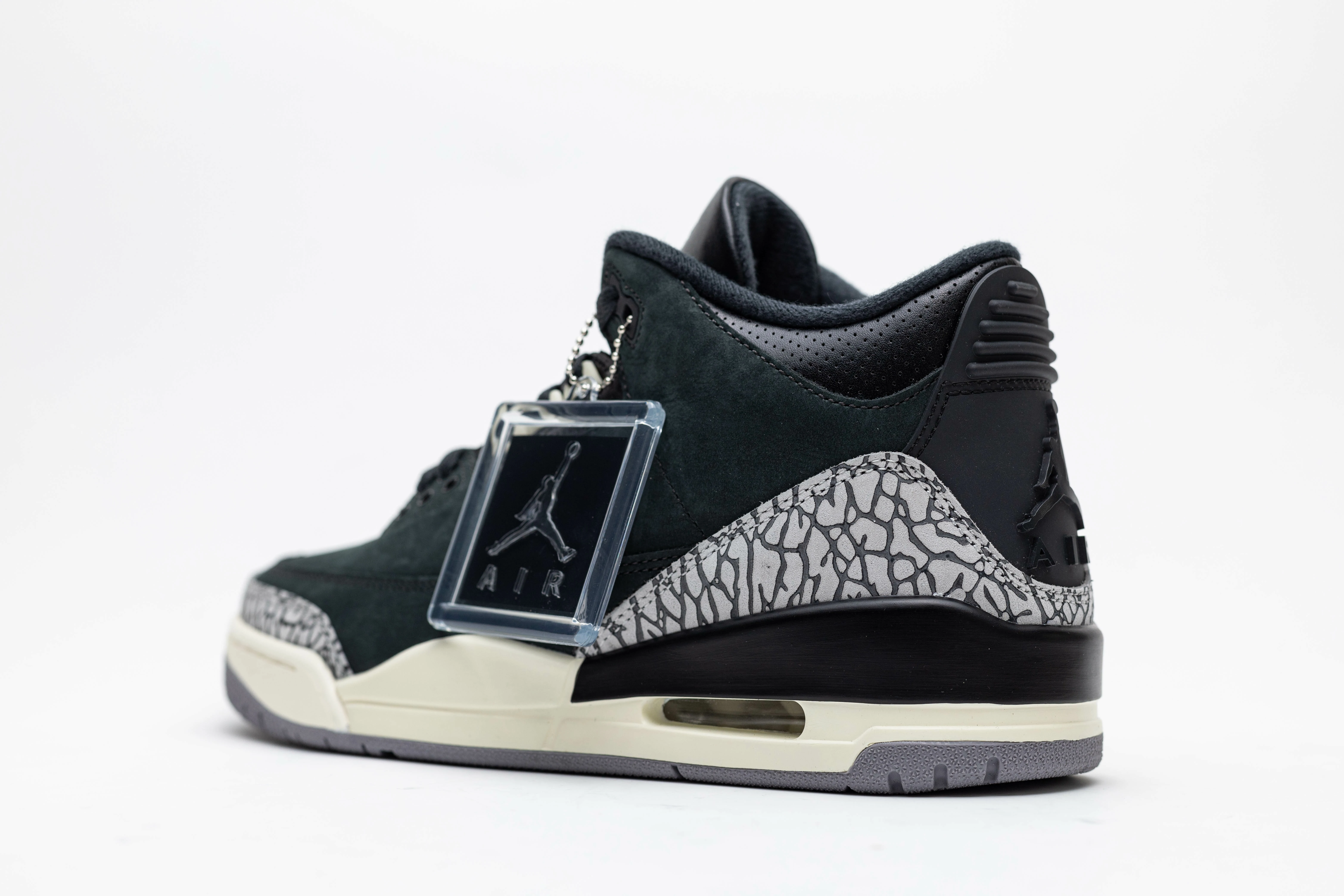 wmns air jordan 3 retro off noir