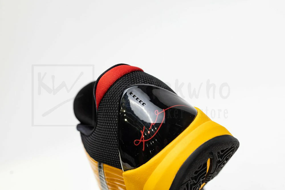 godkiller zoom kobe 5 protro ‘bruce lee’