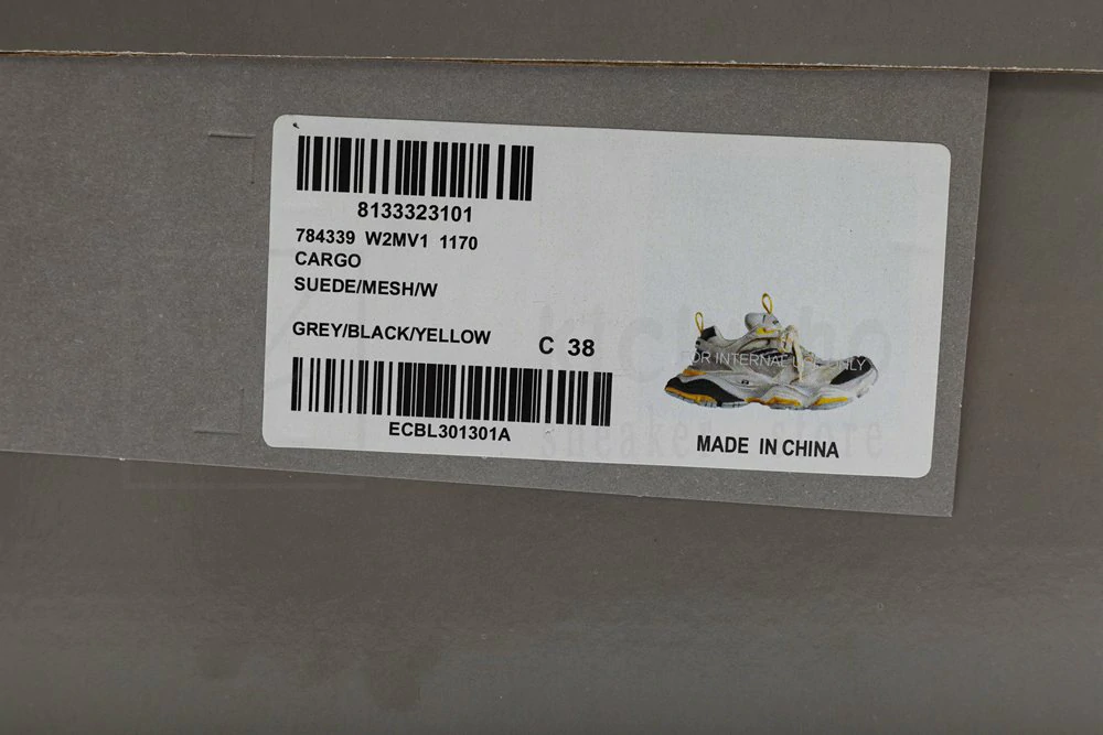 balenciaga cargo sneakers grey yellow