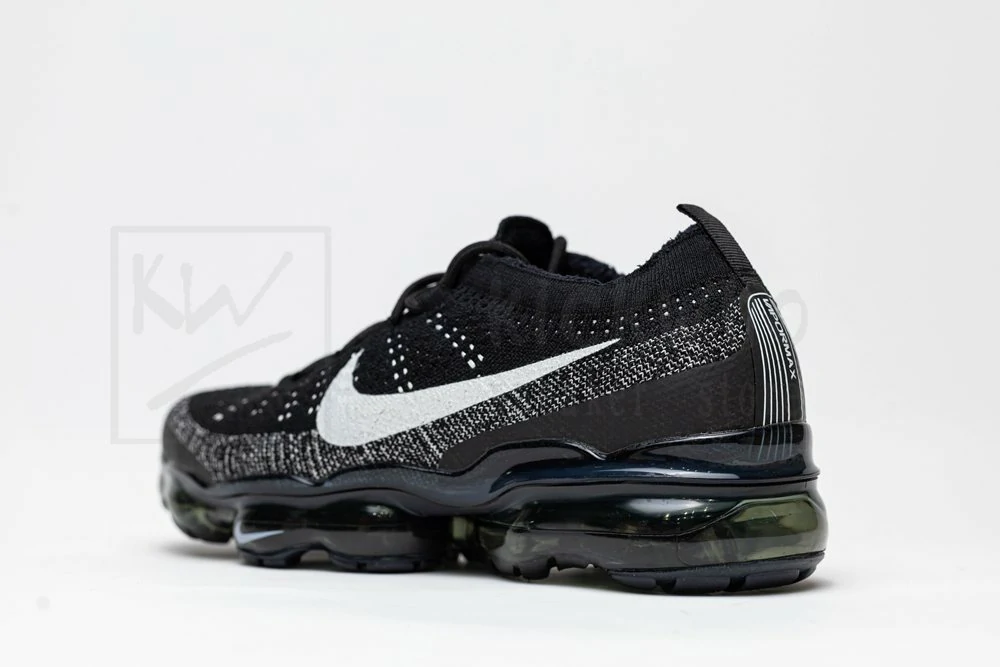 air vapormax 2023 flyknit oreo