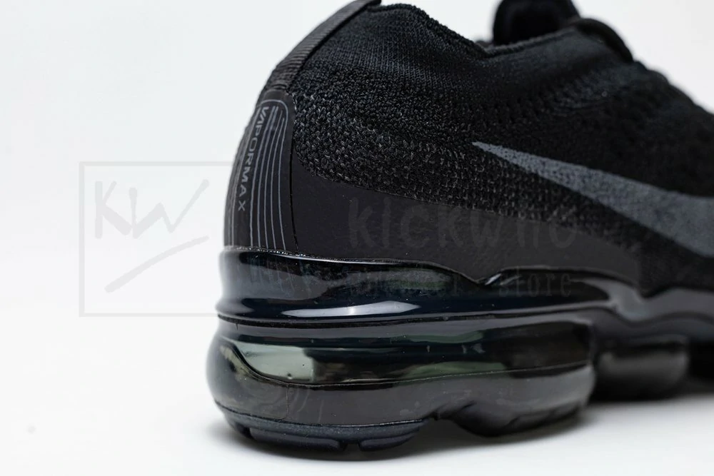 air vapormax 2023 flyknit black