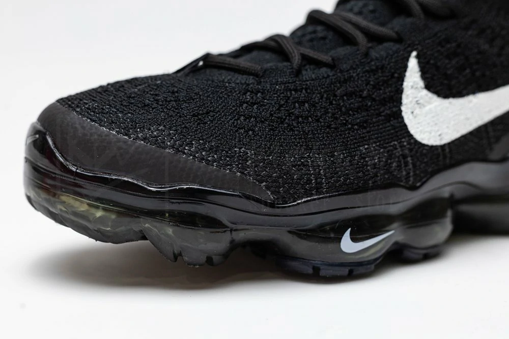 air vapormax 2023 flyknit black sail