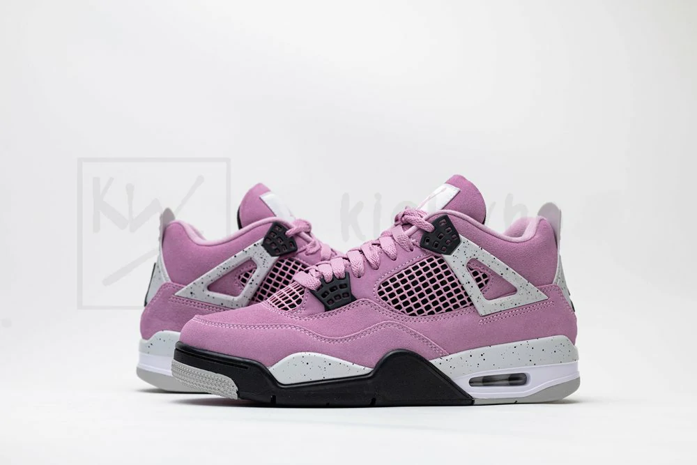 wmns air jordan 4 retro 