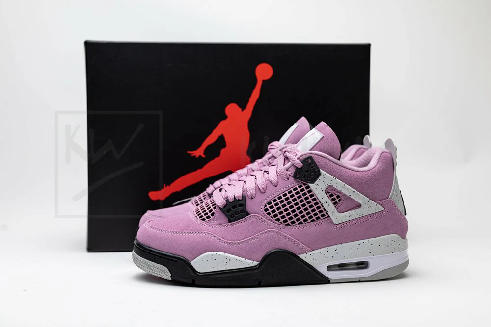 wmns air jordan 4 retro 