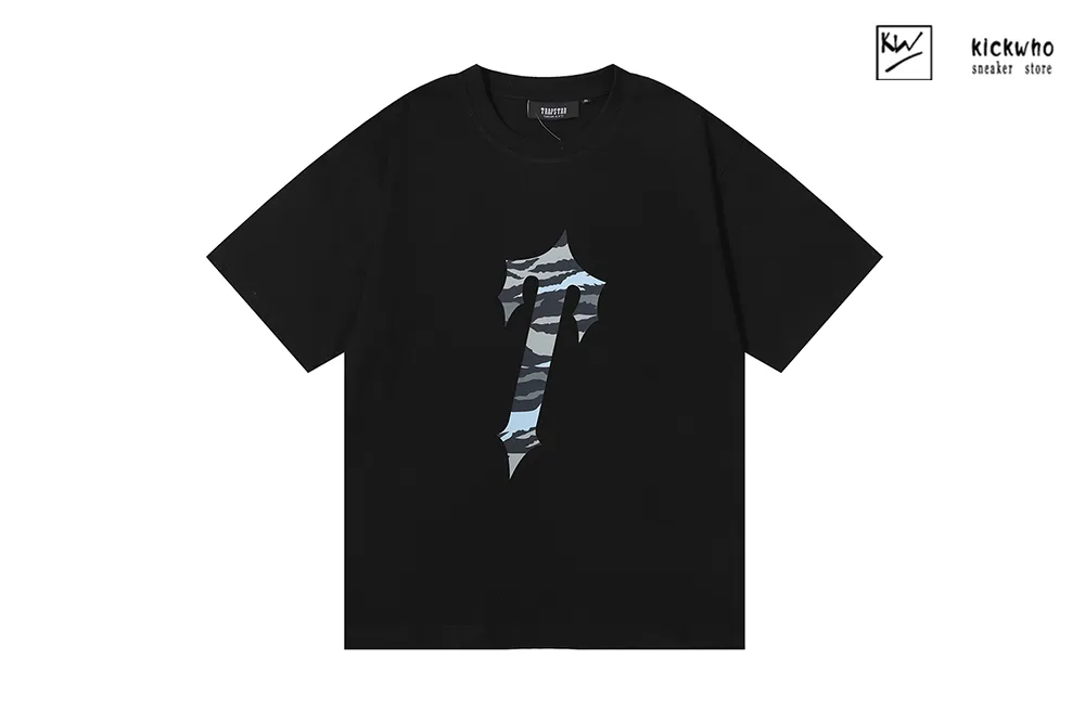 trapstar blue camouflage big &quott&quott-shirt black