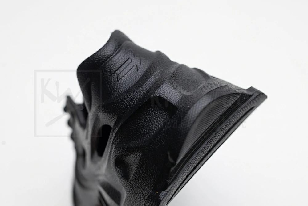 balenciaga hd lace up black