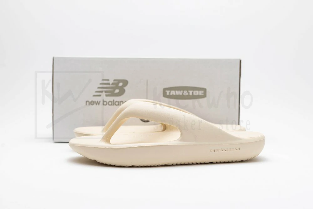 taw & toe x new balance slipper sail