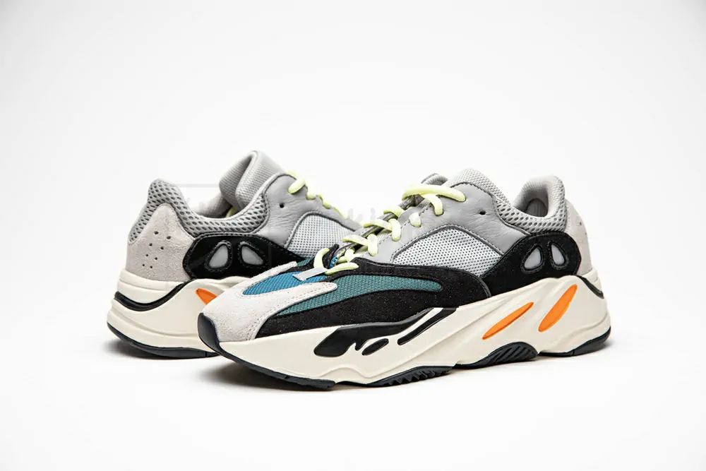 ad*s yeezy 700 runner grey godkiller b75571