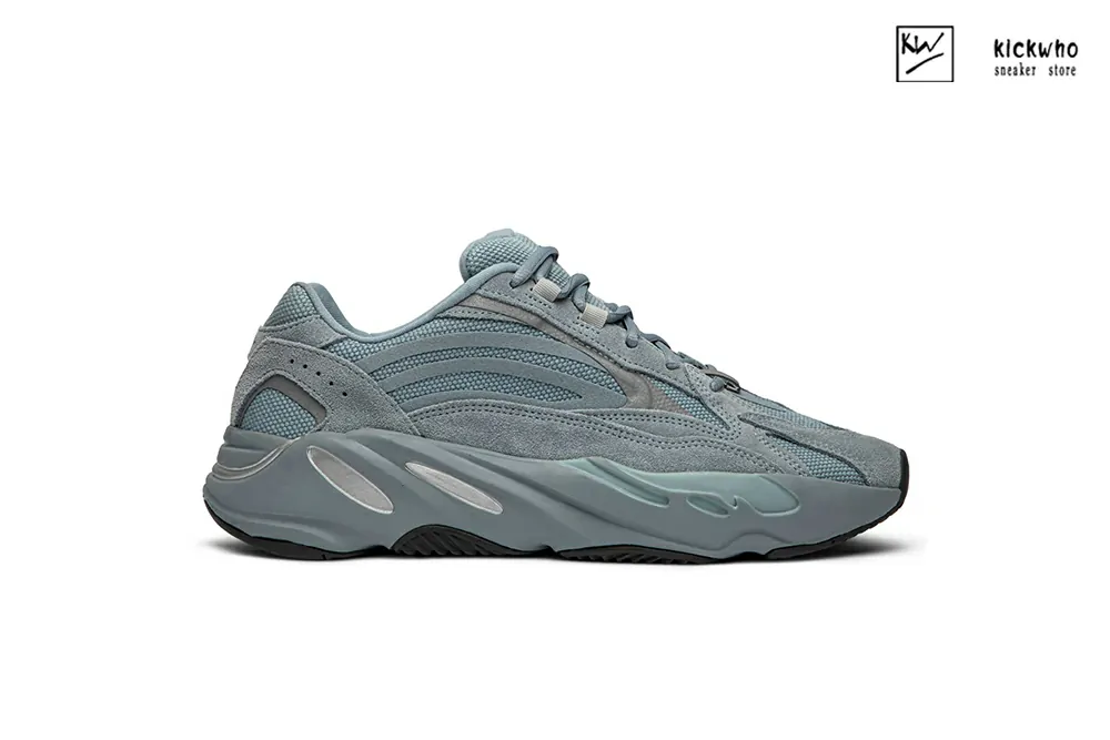 yeezy boost 700 v2 ''hospital blue'' godkiller fv8424