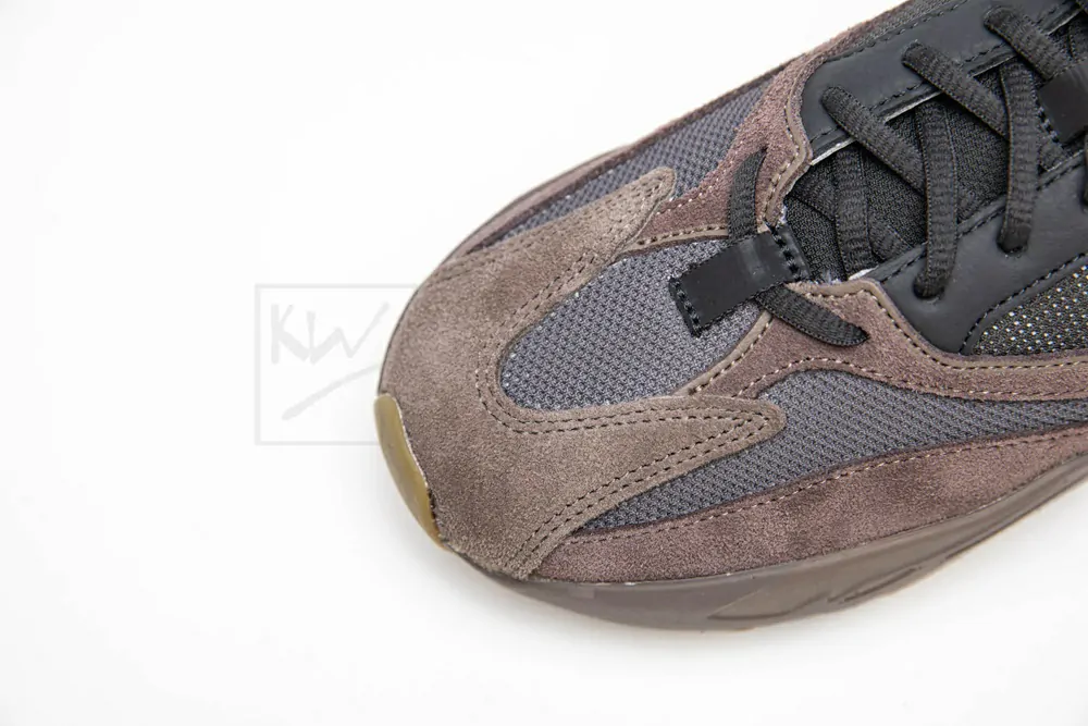 ad*s yeezy 700 runner mauve godkiller ee9614