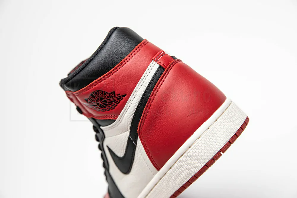 air jordan 1 "bred toe"  555088 610