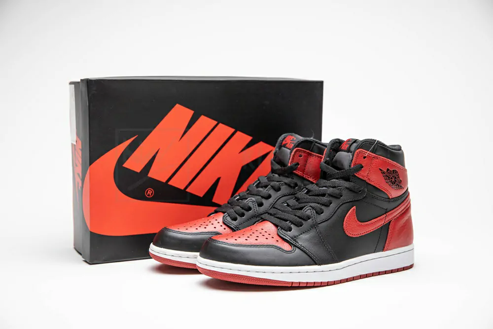 air jordan 1 banned  2.0 555088 001