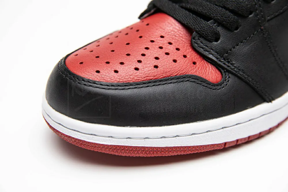 air jordan 1 banned  2.0 555088 001