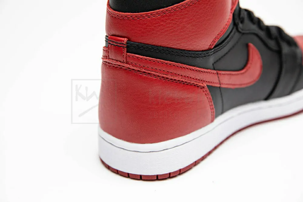 air jordan 1 banned  2.0 555088 001