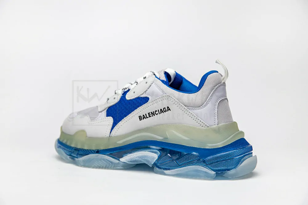 balenciaga triple s trainer 