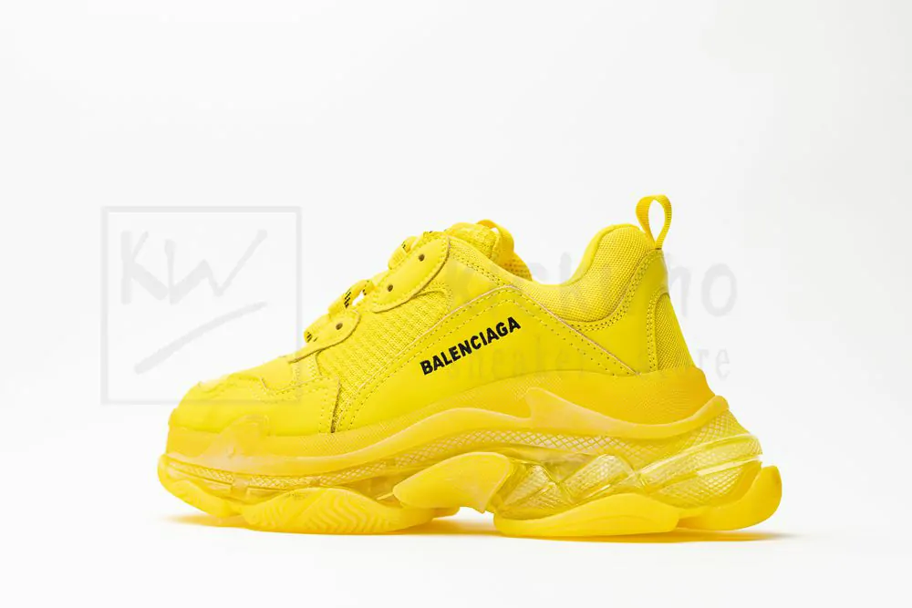 balenciaga triple s trainer 