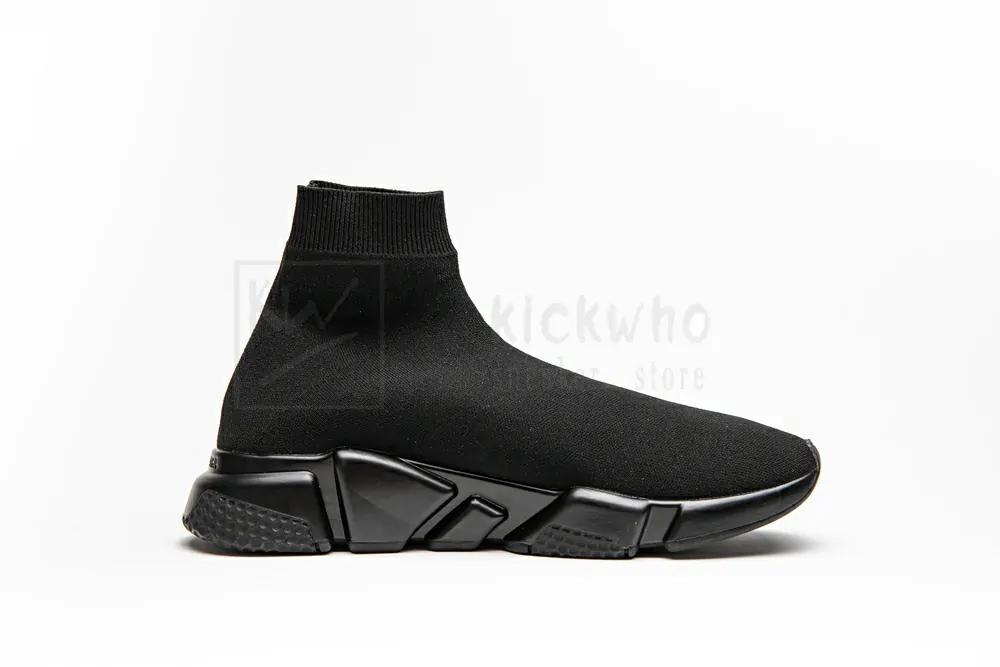 balenciaga speed trainer 