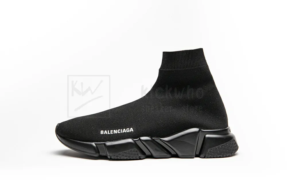 balenciaga speed trainer 