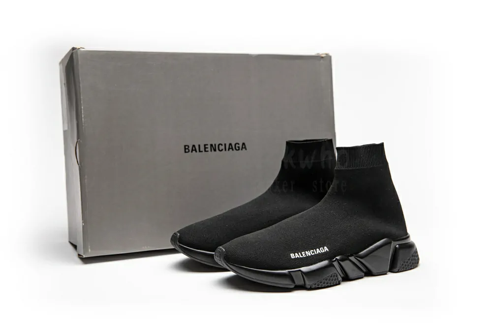 balenciaga speed trainer 